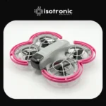 DJI Neo drone üzerine takılmış pembe renkli darbe emici pervane koruyucu tampon seti